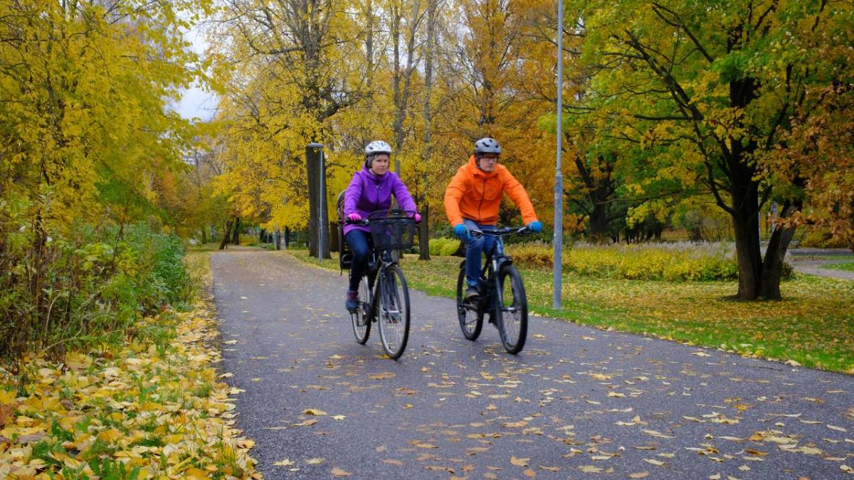 pyöräily kuvituskuva