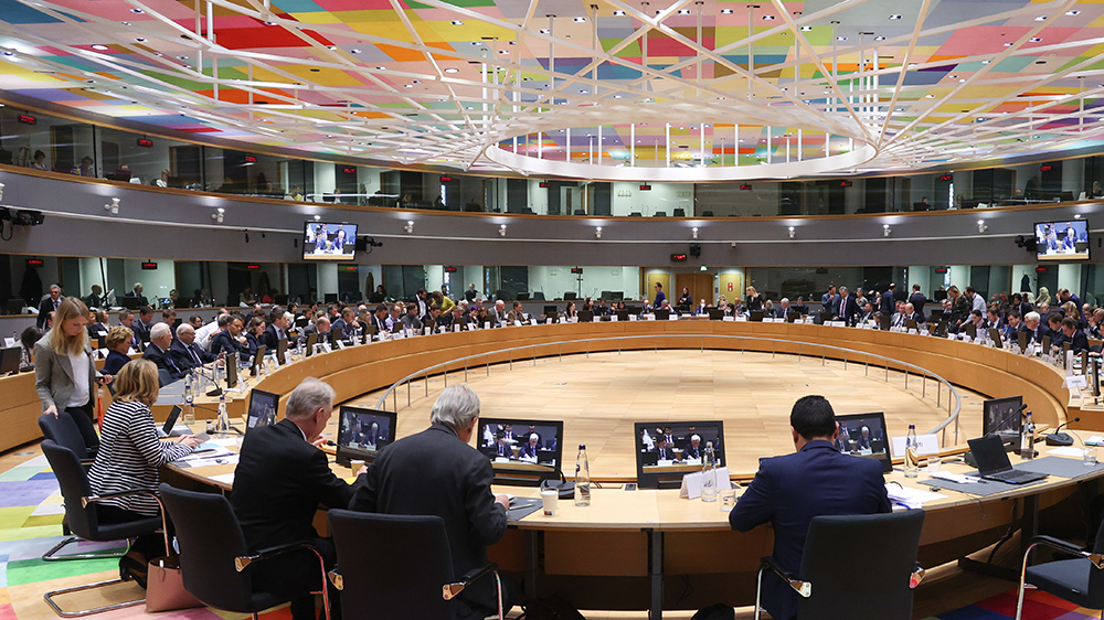 EU:n neuvosto ja Euroopan parlamentti neuvottelevat budjetista Brysselissä.