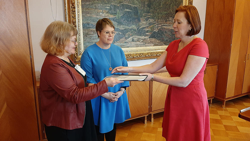Mirva Lohiniva-Kerkelä, Mirva Lohiniva-Kerkelä ja Sirpa Paatero.