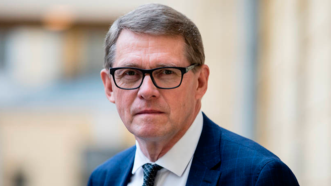 Valtiovarainministeri Matti Vanhanen.