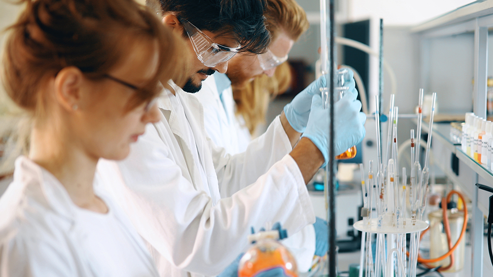 International students in the laboratory.