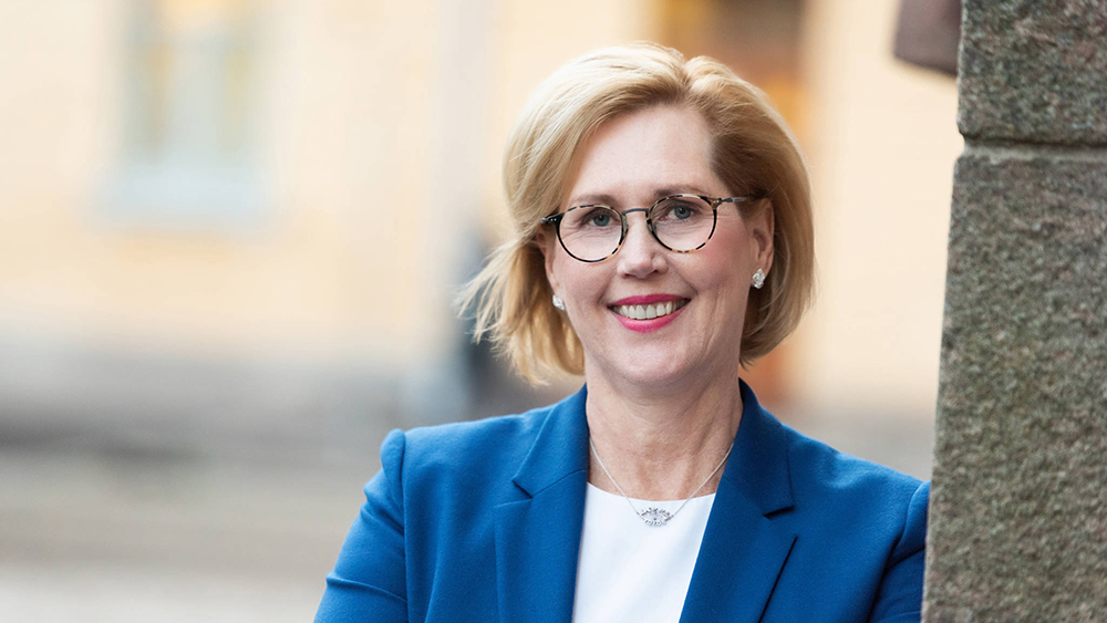 Arbetsminister Tuula Haatainen